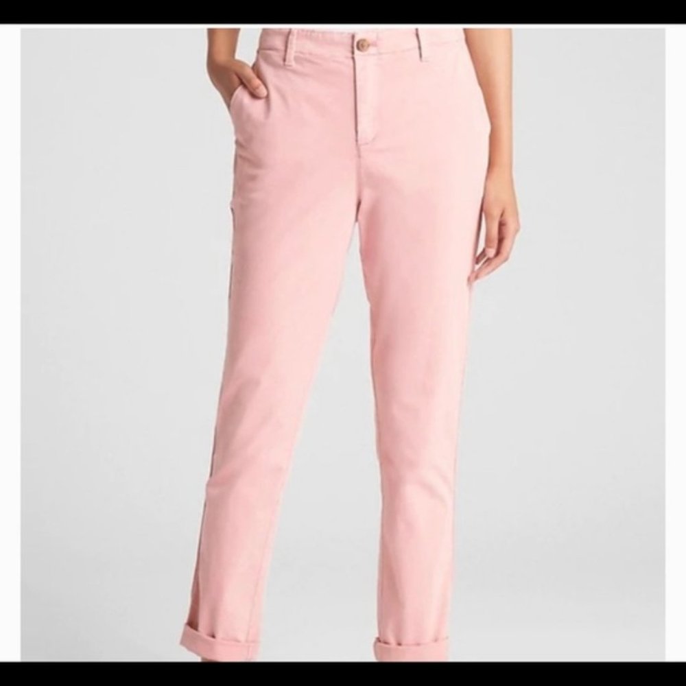 NWT Gap Girlfriend Chino pants, pink, size 10